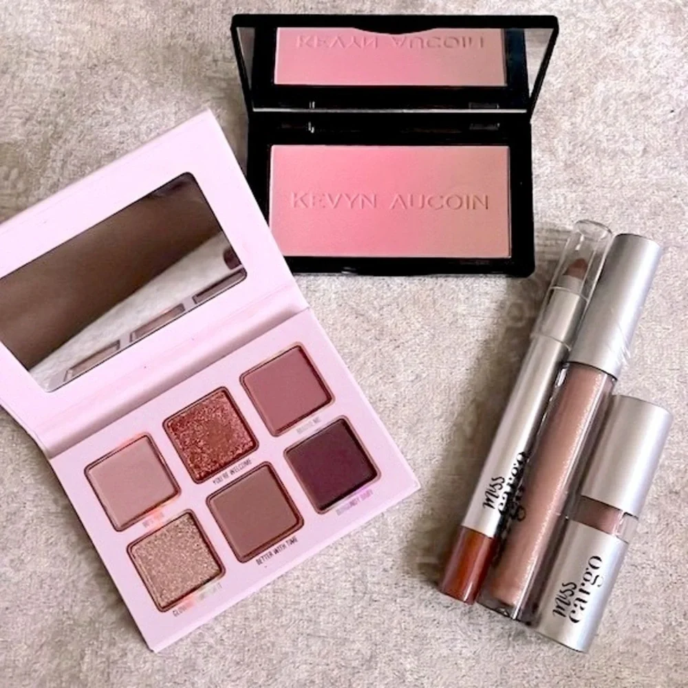 Brand New Kylie Jenner Eyeshadow Palette Kevyn Aucoin Neo-Blush & Miss Cargo Lip